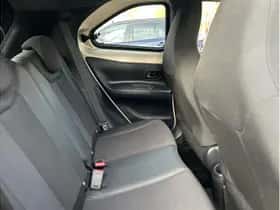 Toyota Aygo X (2024) thumbnail 19