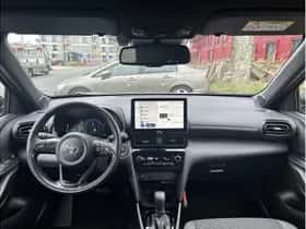 Toyota Yaris Cross (2025) thumbnail 17