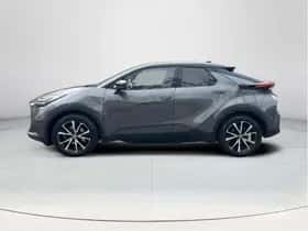 Toyota C-HR (2025) thumbnail 2