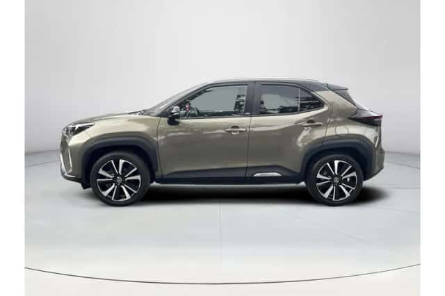 Toyota Yaris Cross (2022) thumbnail 2