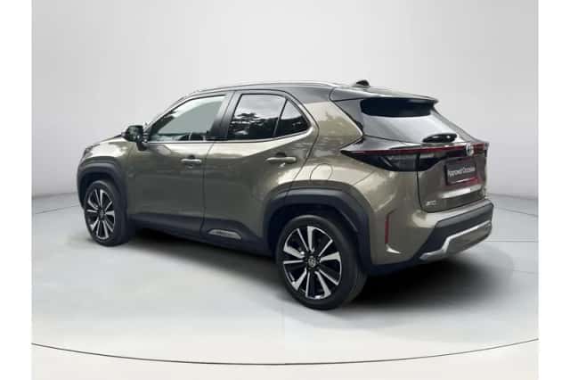 Toyota Yaris Cross (2022) thumbnail 3