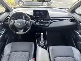 Toyota C-HR (2023) thumbnail 15