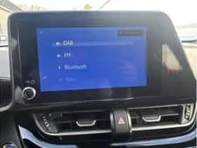 Toyota C-HR (2023) thumbnail 19