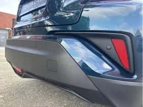 Toyota C-HR (2023) thumbnail 32