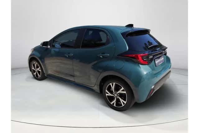 Toyota Yaris (2025) thumbnail 3