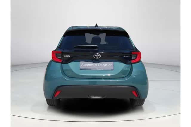Toyota Yaris (2025) thumbnail 4