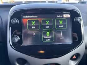 Toyota Aygo (2018) thumbnail 16