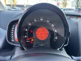 Toyota Aygo (2018) thumbnail 21