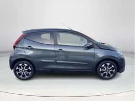 Toyota Aygo (2018) thumbnail 6