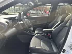 Toyota Yaris (2022) thumbnail 12