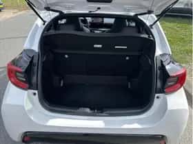 Toyota Yaris (2022) thumbnail 14