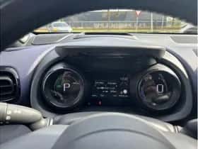 Toyota Yaris (2022) thumbnail 24