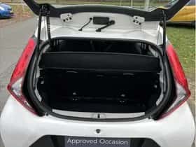 Toyota Aygo (2019) thumbnail 11