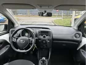 Toyota Aygo (2019) thumbnail 14