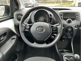 Toyota Aygo (2019) thumbnail 15