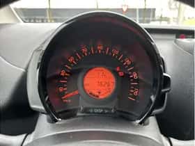 Toyota Aygo (2019) thumbnail 18