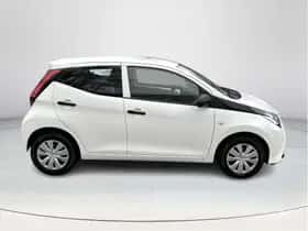 Toyota Aygo (2019) thumbnail 6