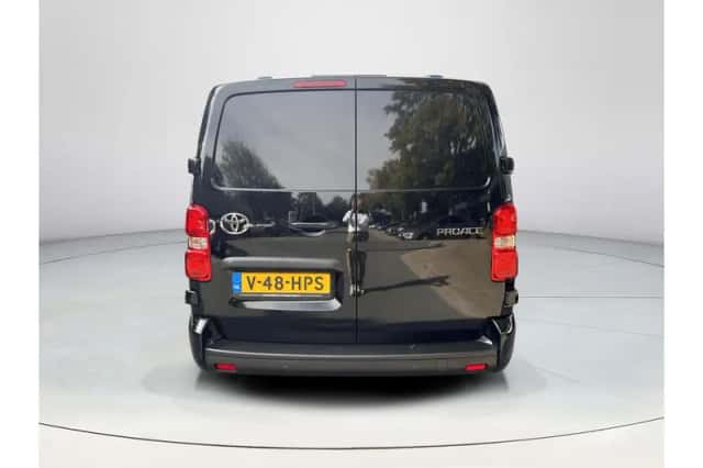 Toyota Proace (2024) thumbnail 4