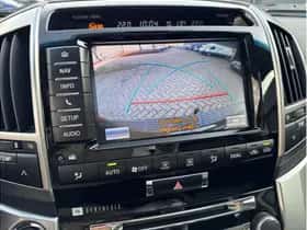 Toyota Land Cruiser (2012) thumbnail 19