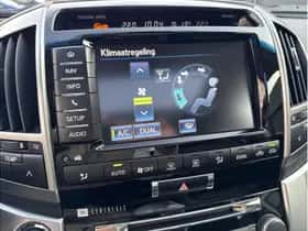 Toyota Land Cruiser (2012) thumbnail 20