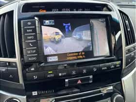 Toyota Land Cruiser (2012) thumbnail 23