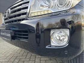 Toyota Land Cruiser (2012) thumbnail 32