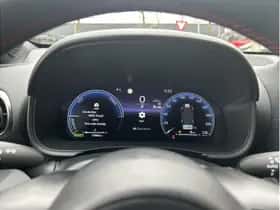 Toyota Yaris Cross (2024) thumbnail 29