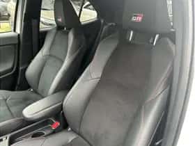 Toyota Yaris Cross (2024) thumbnail 33