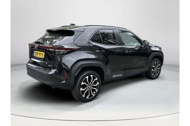 Toyota Yaris Cross (2025) thumbnail 5