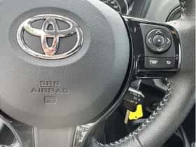 Toyota Yaris (2019) thumbnail 19