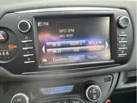 Toyota Yaris (2019) thumbnail 24