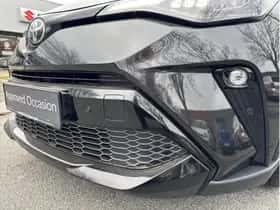 Toyota C-HR (2022) thumbnail 9