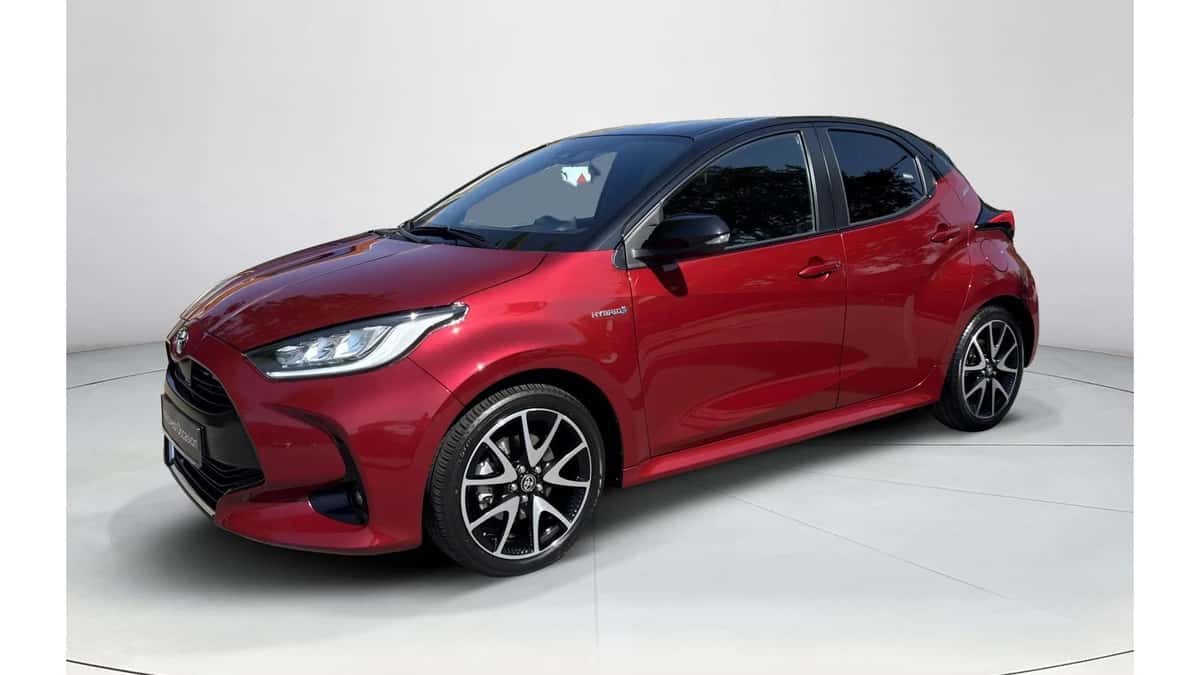 Toyota Yaris (2021) — foto 1