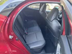 Toyota Yaris (2021) thumbnail 13