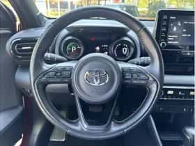 Toyota Yaris (2021) thumbnail 16