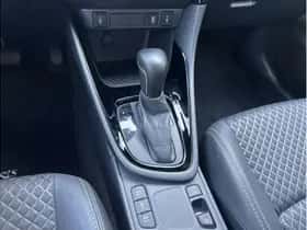 Toyota Yaris (2021) thumbnail 23