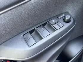 Toyota Yaris (2021) thumbnail 28