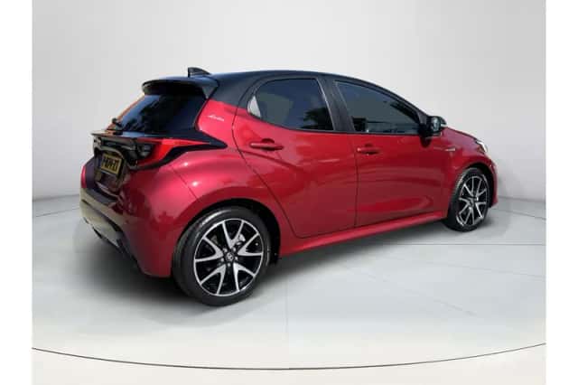 Toyota Yaris (2021) thumbnail 5