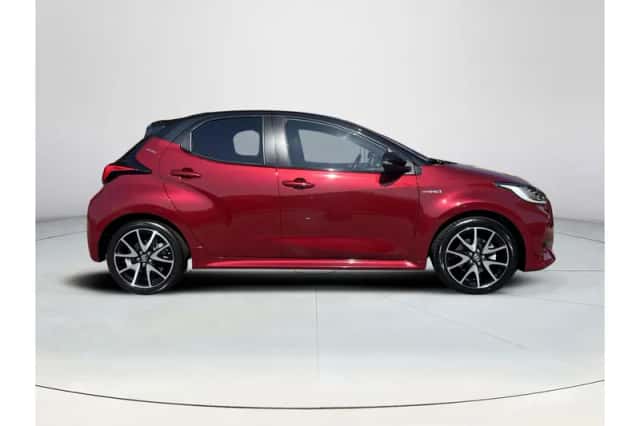 Toyota Yaris (2021) thumbnail 6