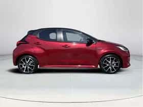 Toyota Yaris (2021) thumbnail 6