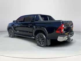 Toyota Hilux (2022) thumbnail 3