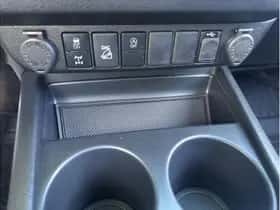 Toyota Hilux (2022) thumbnail 21
