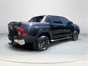 Toyota Hilux (2022) thumbnail 5