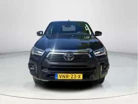 Toyota Hilux (2022) thumbnail 8