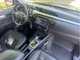Toyota Hilux (2022) thumbnail 9