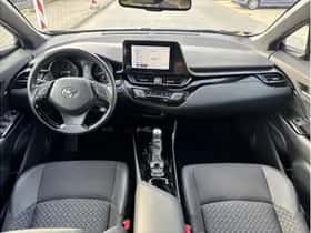 Toyota C-HR (2022) thumbnail 15