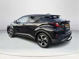 Toyota C-HR (2022) thumbnail 3