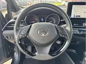 Toyota C-HR (2022) thumbnail 27