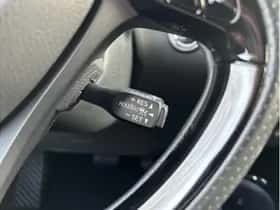 Toyota C-HR (2022) thumbnail 23