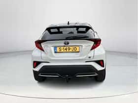 Toyota C-HR (2022) thumbnail 4